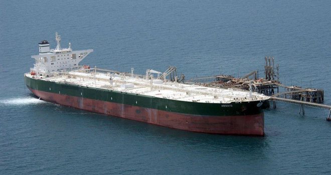 Saudi-Led Aggression Looting Yemeni Oil, Giant Ship “APOLYTARES” Arrives In China