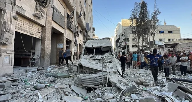 Enemy kills 13 Palestinians targeting civilian vehicle in Gaza