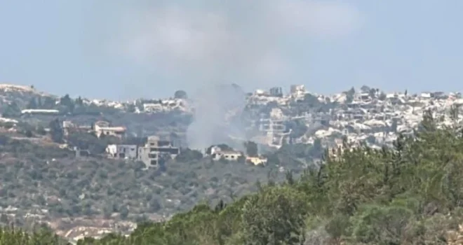 Lebanon: One Martyr, one wounded after Israeli airstrike on road in Tyre