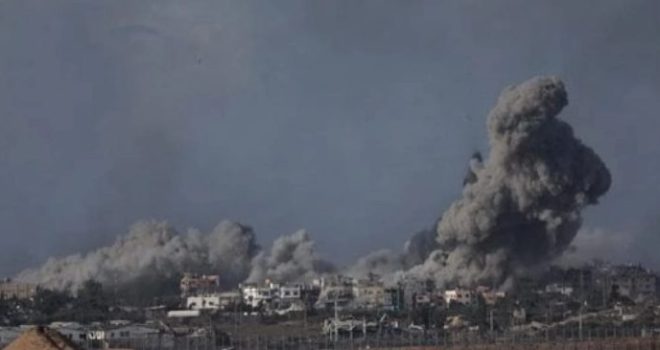Palestinian child killed in Israeli shelling south of Gaza