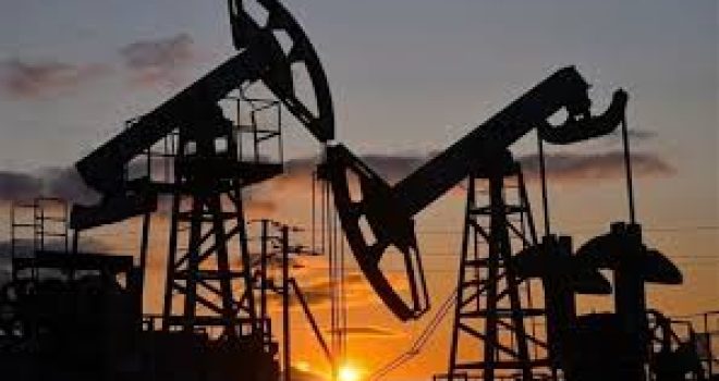 Oil Falls Near Two-Month Low as US-Iran Deal Nears
